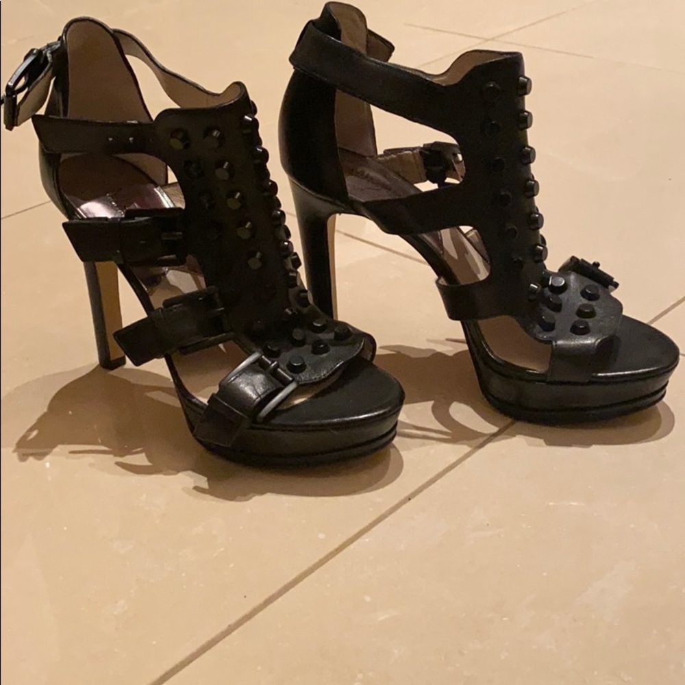 Woman’s shoes